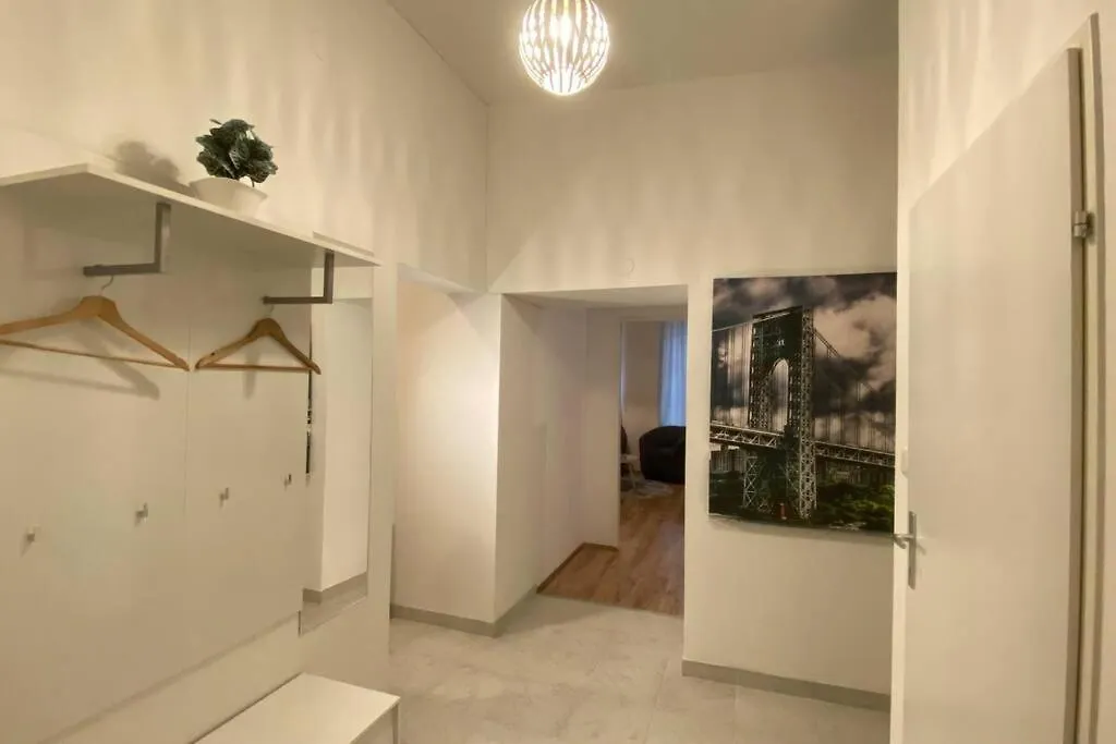 The Big Apple Apartment In Wiedeń