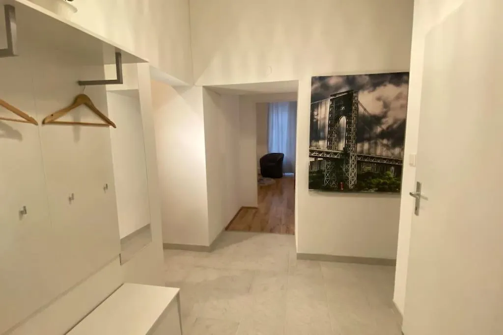 The Big Apple Apartment In Wiedeń